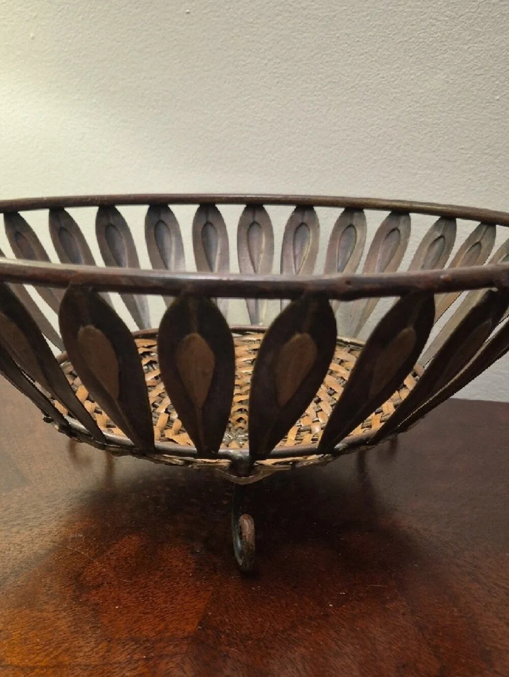 Hand Made In Vietnam Brown Woven Metal Decorative Bowl Basket